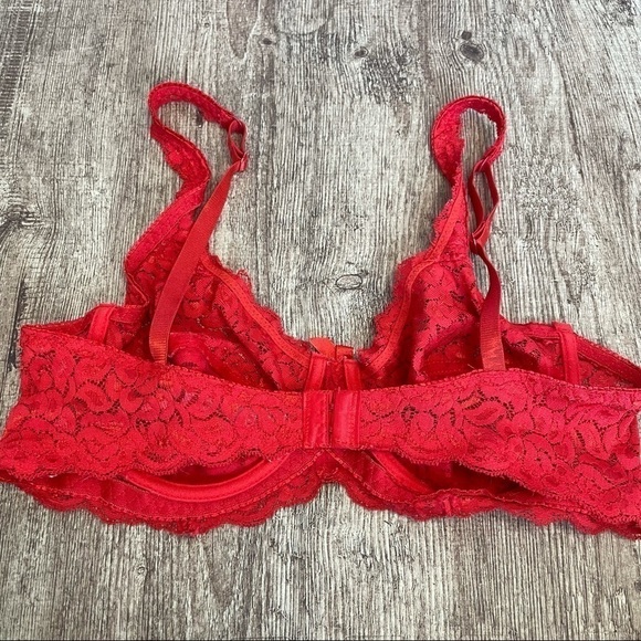 Red Lace Wire Bralette Size 38B - Picture 2 of 3